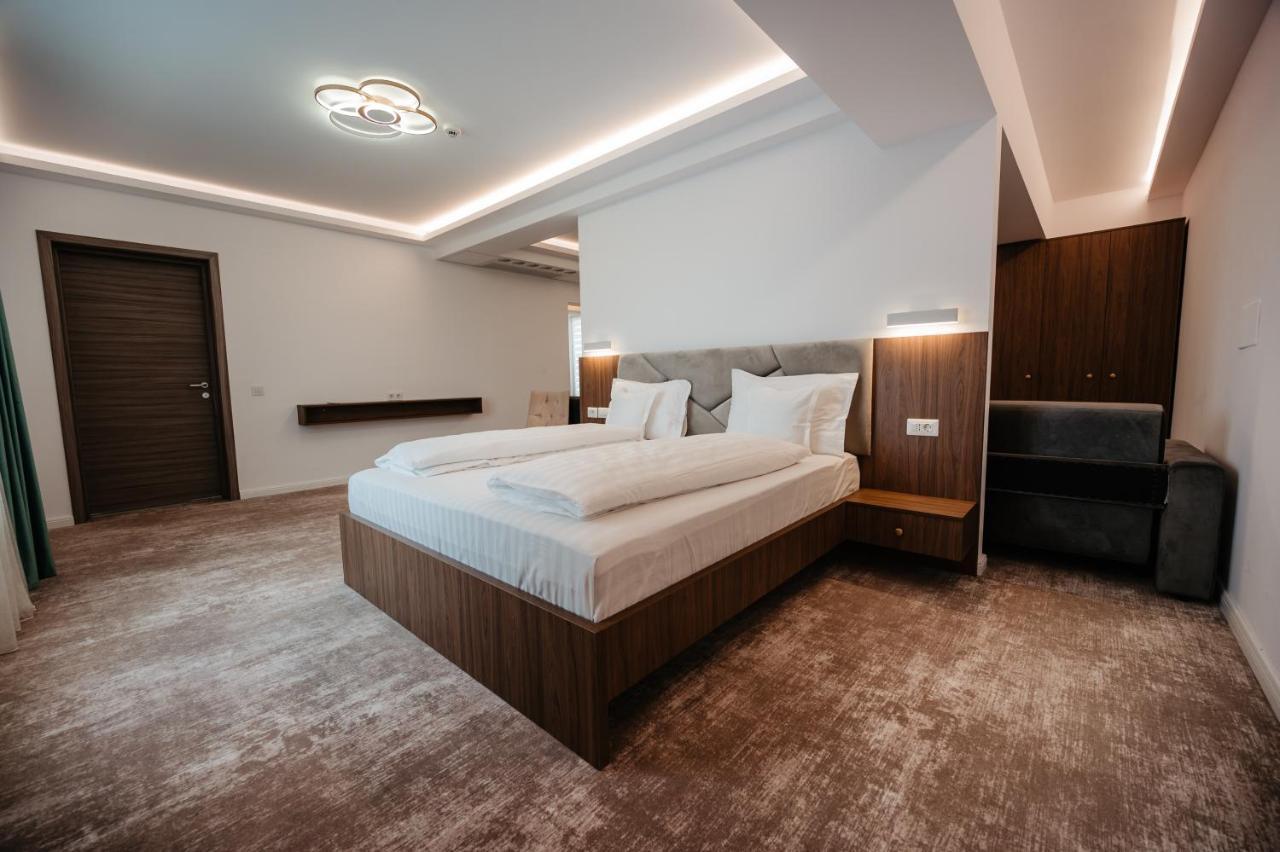 Hotel Ariata Scheia Luaran gambar