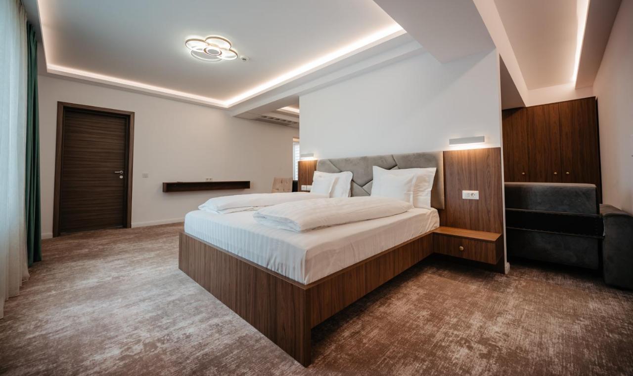 Hotel Ariata Scheia Luaran gambar