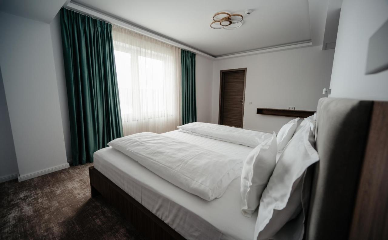 Hotel Ariata Scheia Luaran gambar